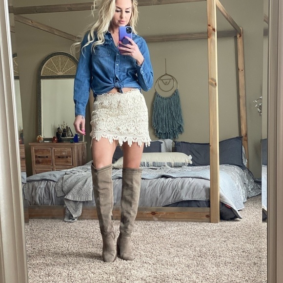 Blue Island/ Off white Crochet Mini Skirt/ Boho - Picture 2 of 7